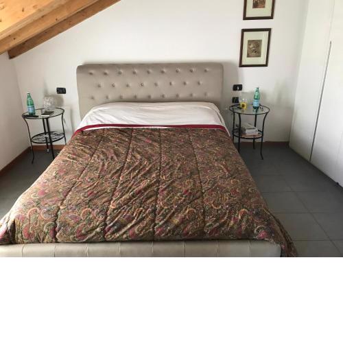 Private Room in Apartment Giussano