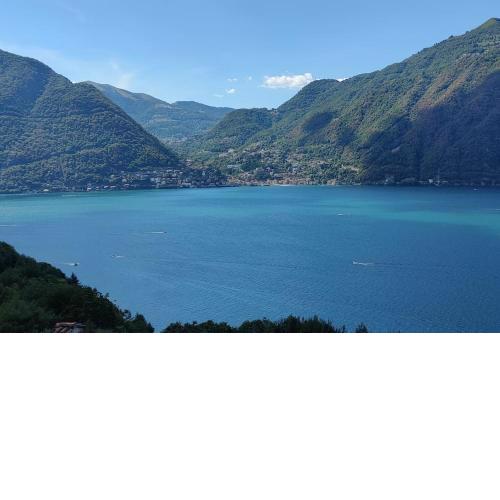 Private Room near BELLAGIO view lake Como
