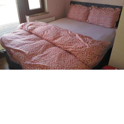 Private Rooms and Flats Apartments