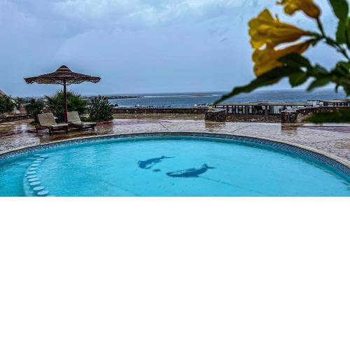 Private Sea & Mountains View Pool Apartment A1G2