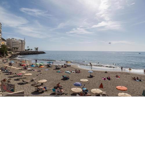 Private Terrace House with Sea Views in Patalavaca