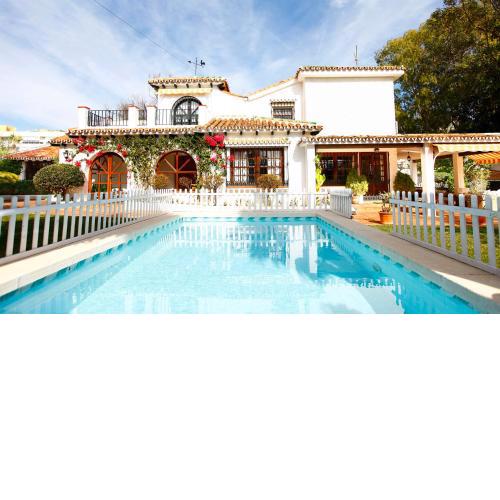 Puerto Marina Villa