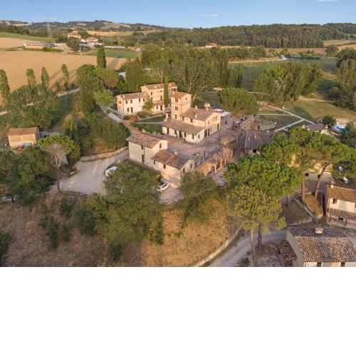 Pulciano Apartments