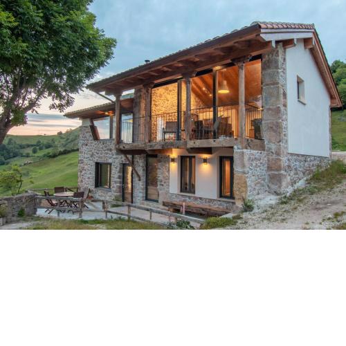 Pulieru - Picos de Europa views, designed for all seasons