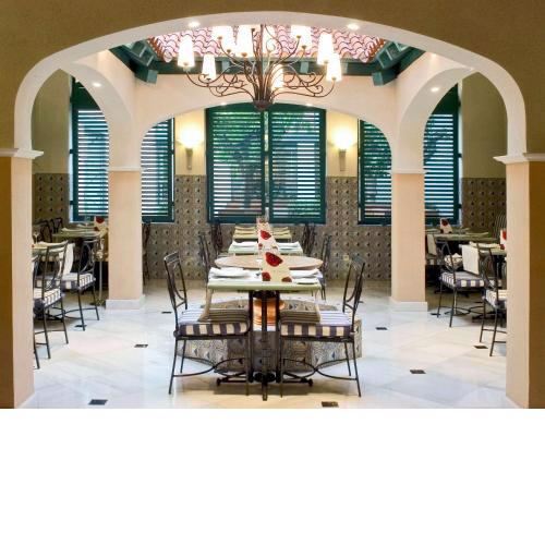 Pullman Madrid Airport & Feria