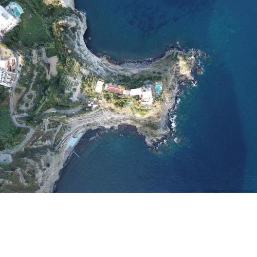 Punta Chiarito Resort & Apartments