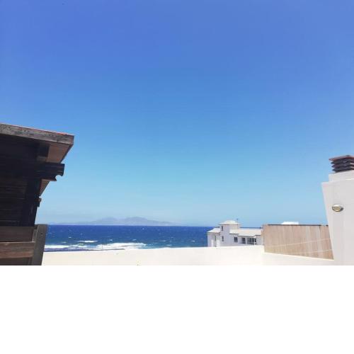 Punta del Isla - 3 bed apartment with amazing roof terrace