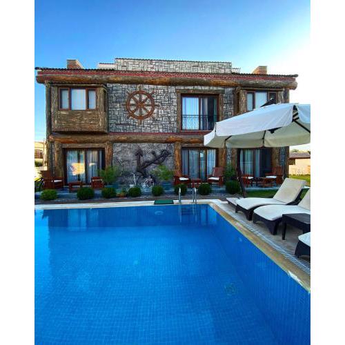Pupa Alaçatı Butik Otel