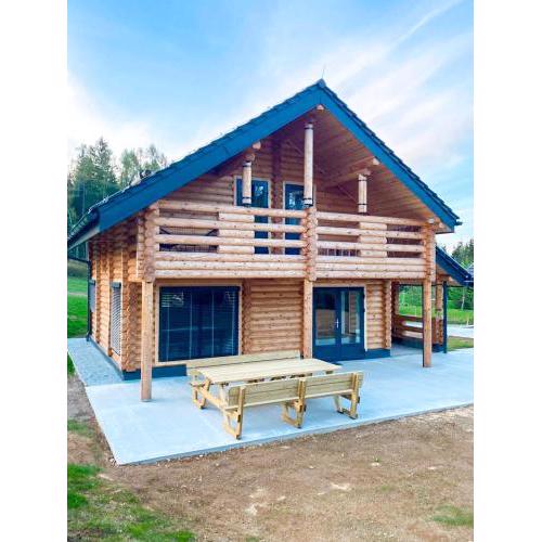 Pur Natur! Wandern und Skifahren - Trahütti Premium Lodges