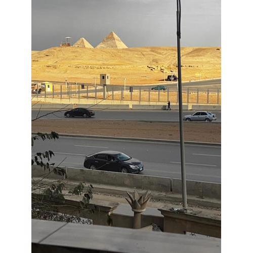 Pyramid view apartment