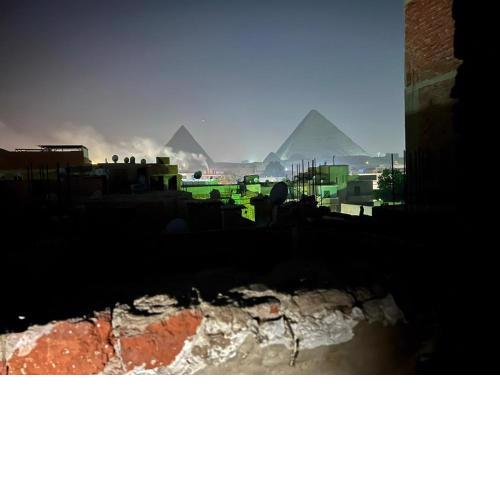 Pyramids legend inn