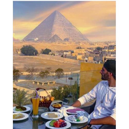 Pyramids Sun Capital