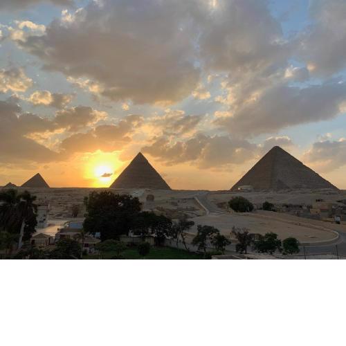 Pyramids View Guest House