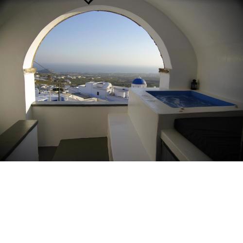 Pyrgos Cave Suites