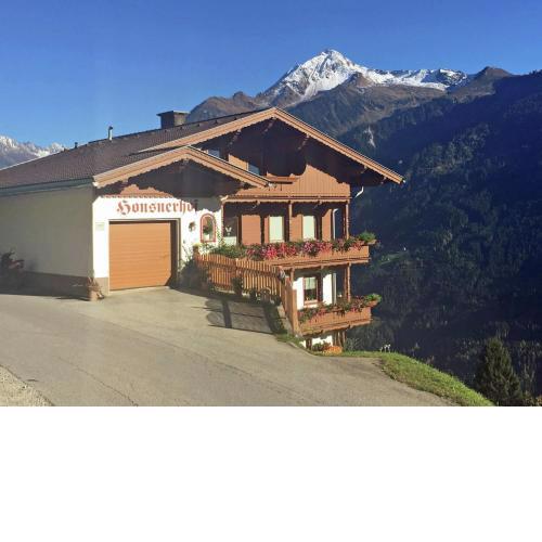 Quaint Apartment in Finkenberg near Ski Lift
