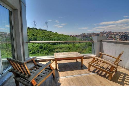 Quality furnished residence,1 bedroom, 24/7 security ( T1 147 )
