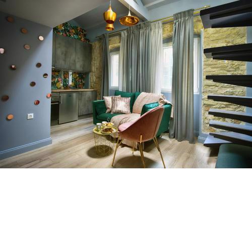 Queen 3 Apartment, in the heart of Corfu Historical Old Town Center