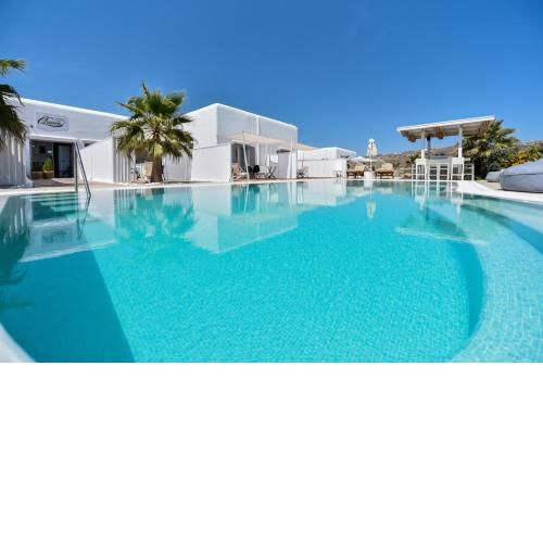Queen Boutique Suites