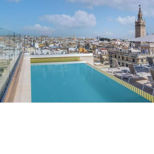 Querencia de Sevilla, Autograph Collection