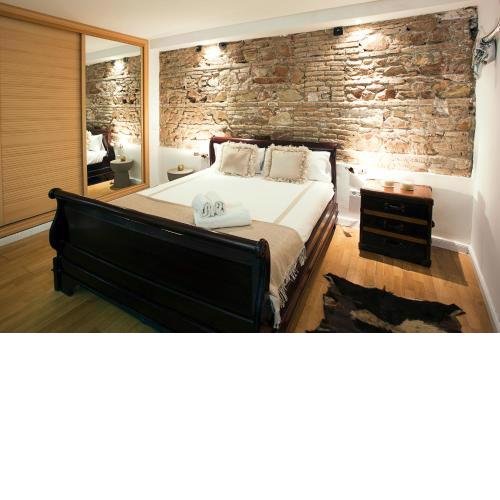 Quiet & Exclusive Apartment Historic Center