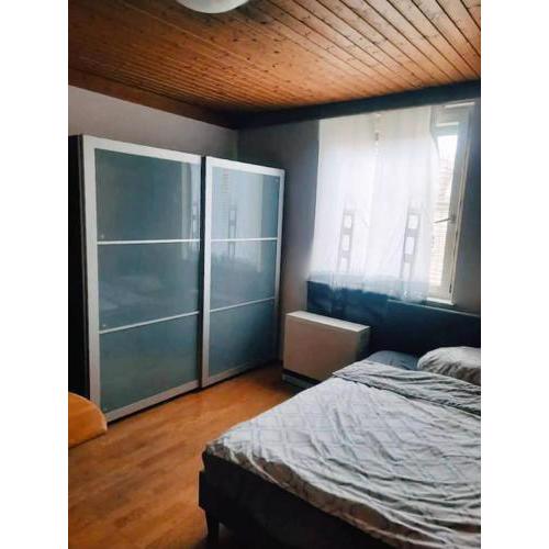 Quiet Room with shared kitchen bathroom