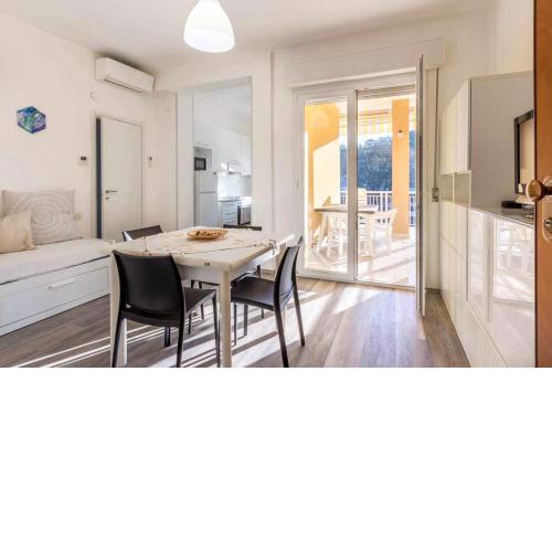 R 15 Appartamento ristrutturato con terrazzo