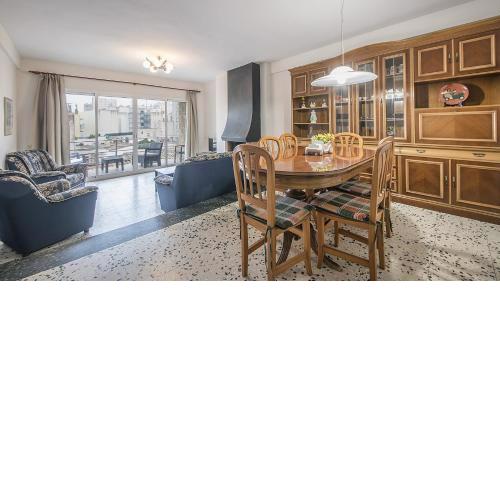 R28 APARTAMENTO MONTSERRAT 11-3