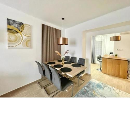 R52 Design #3Bedroom#2Bathroom