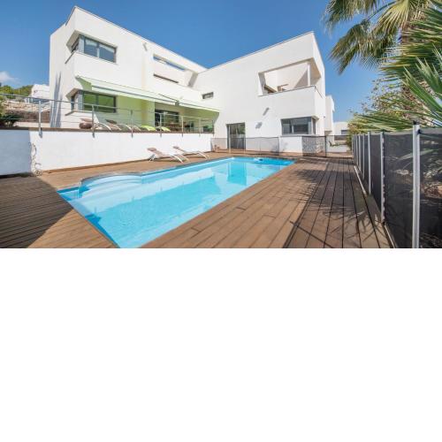 R64 Deluxe Villa Déjà Vu