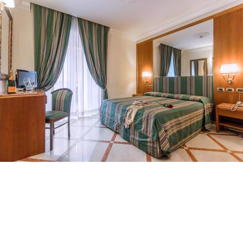 Raeli Hotel Regio