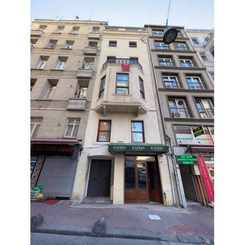 Rafinn Hotel