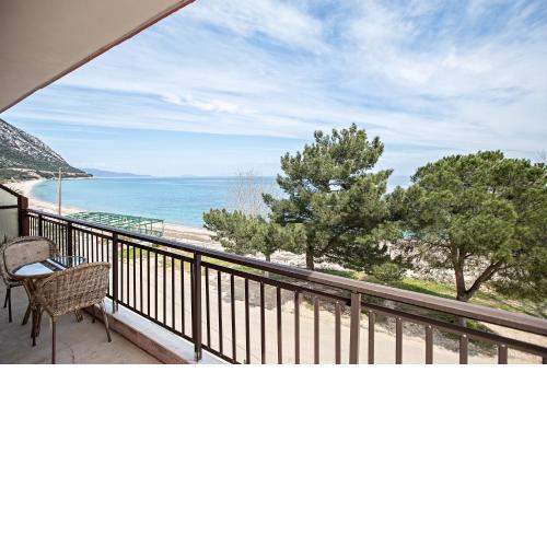 Ragia beach apartment
