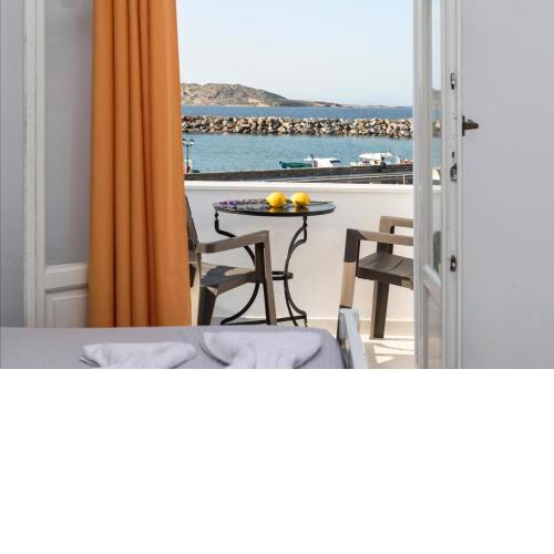 Ragoussis Sweet Rooms