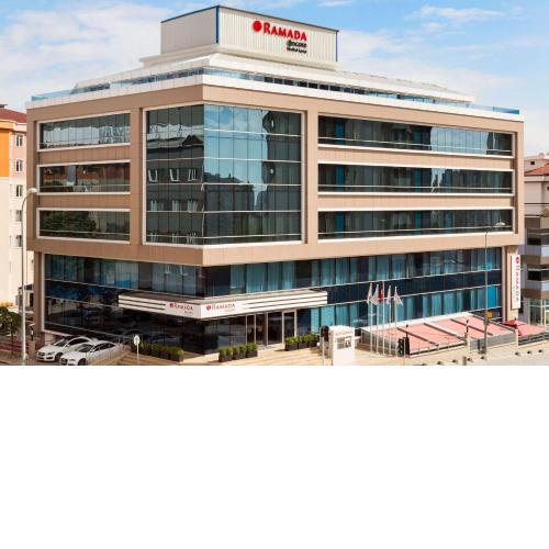 Ramada Encore Istanbul Kartal