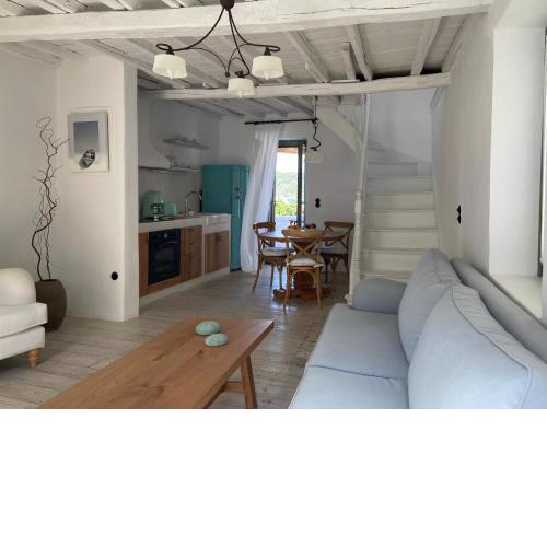 Raphael Skiathos Living-Olga