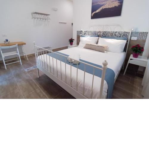 RAUDINO ROOMS