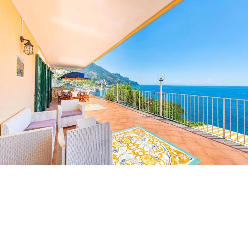 Ravello Art Apartments