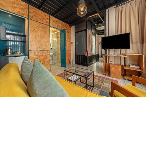 Raven Istanbul Suites