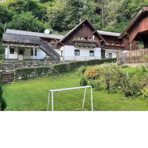 Ravishing Apartment in Feld am See with Garden