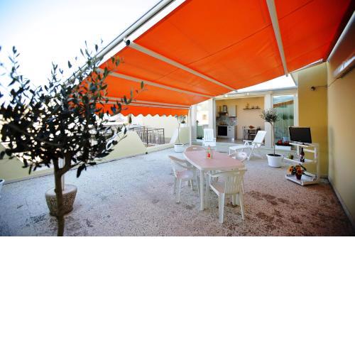 RE SOLE Esclusivo Attico MARTE con spaziosissima terrazza solarium attrezzata