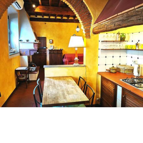 Real Rustic Tuscany Style In Center
