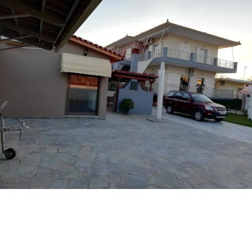 Rea's House Vrachati