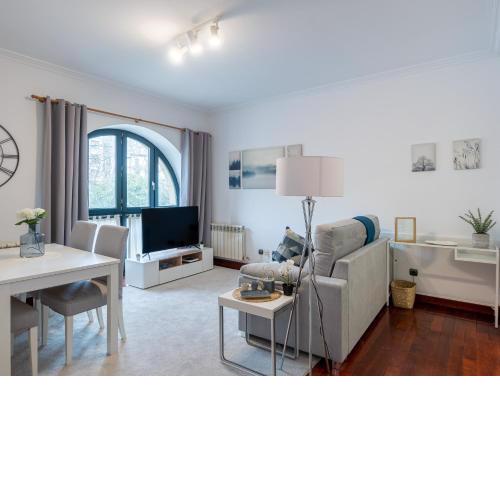 Recoleta Downtown Suite by DLA