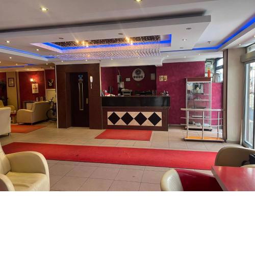 Red White Hotel