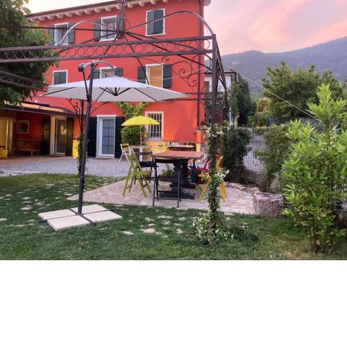 RedHouse Pesina