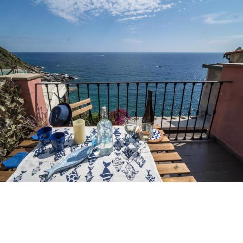 Refilea Sea View Tower Villa
