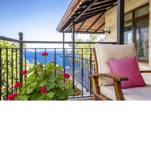 Refreshing Villa with Sea View and Backyard Surrounded by Nature in Kas