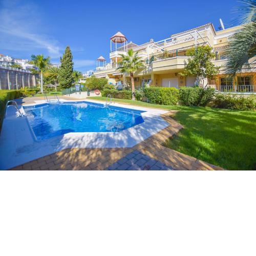 Refurbished 2-Bed Apartment Burriana Beach.