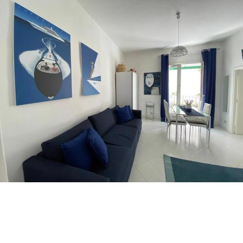 Regina di Capri - la casa in Piazzetta -