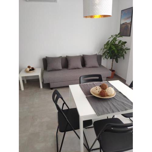 Relax and enjoy in brand new beach apartment I